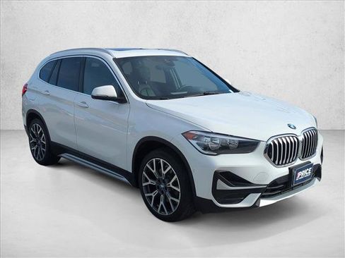 Used 2021 BMW X1 sDrive28i w/ Convenience Package FWD image 3