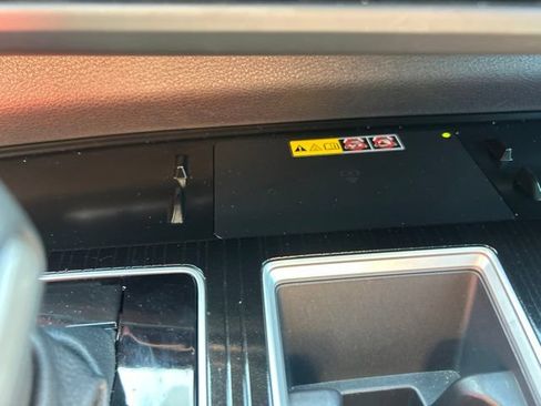 Used 2025 Toyota Sienna XSE w/ XSE Plus Package AWD/4WD image 23