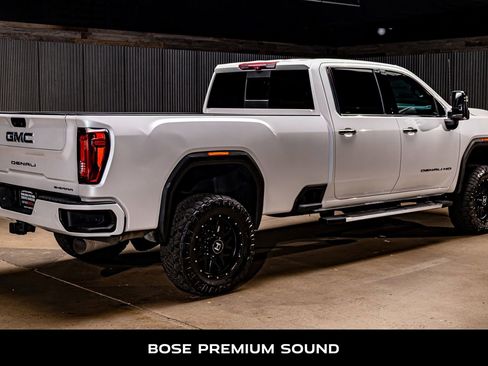 Used 2023 GMC Sierra 2500 Denali w/ Denali Ultimate Package image 9