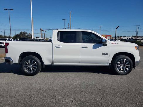 Certified 2025 Chevrolet Silverado 1500 LT image 7