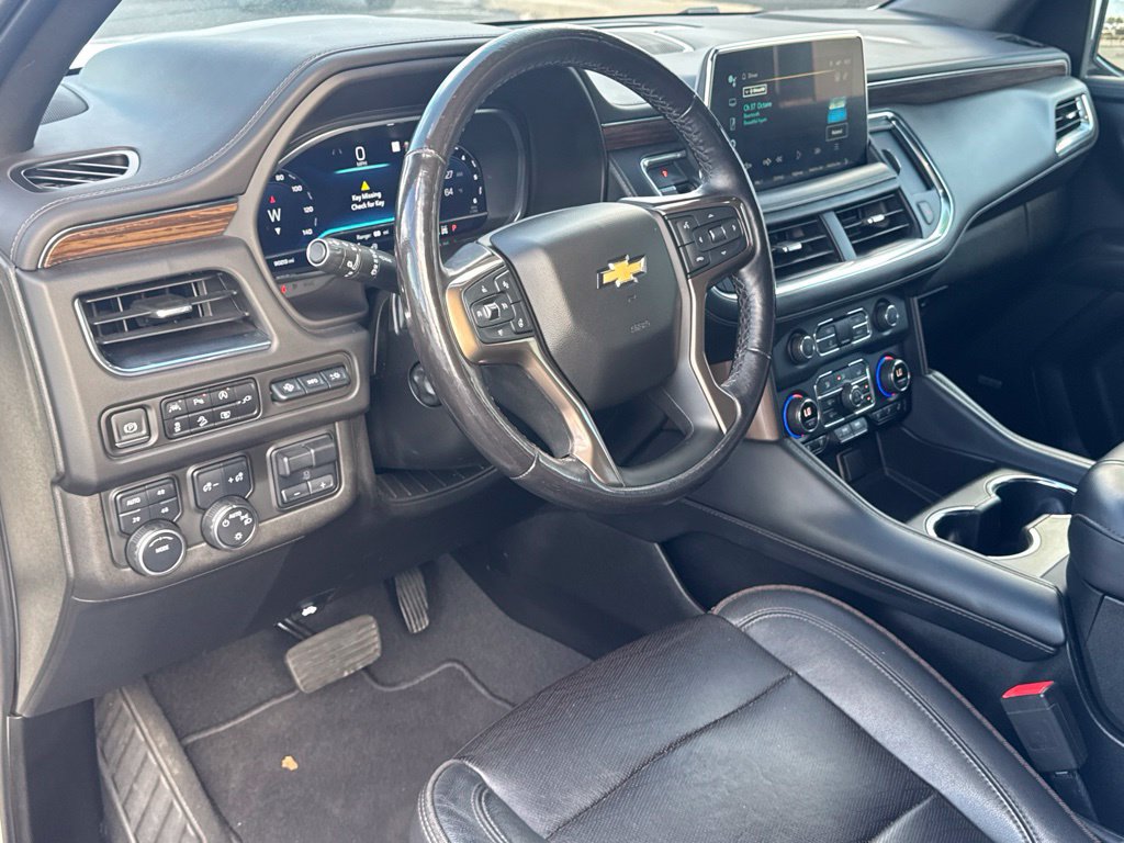 Used 2022 Chevrolet Tahoe High Country w/ Premium Package AWD/4WD image 10
