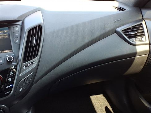 Used 2016 Hyundai Veloster Turbo w/ Option Group 04 image 22