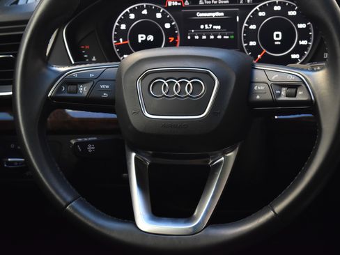 Used 2020 Audi Q5 2.0T Premium Plus w/ Premium Plus Package AWD/4WD image 32