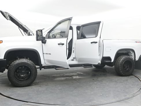 Used 2024 Chevrolet Silverado 2500 W/T w/ WT Convenience Package AWD/4WD image 42