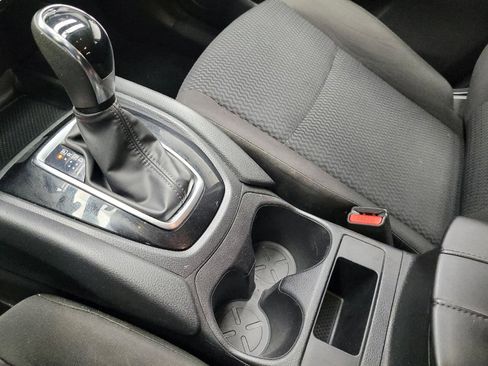 Used 2018 Nissan Rogue Sport S w/ S Appearance Package FWD image 26