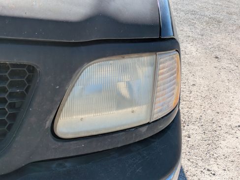 Used 2000 Ford F150 2WD SuperCab image 10