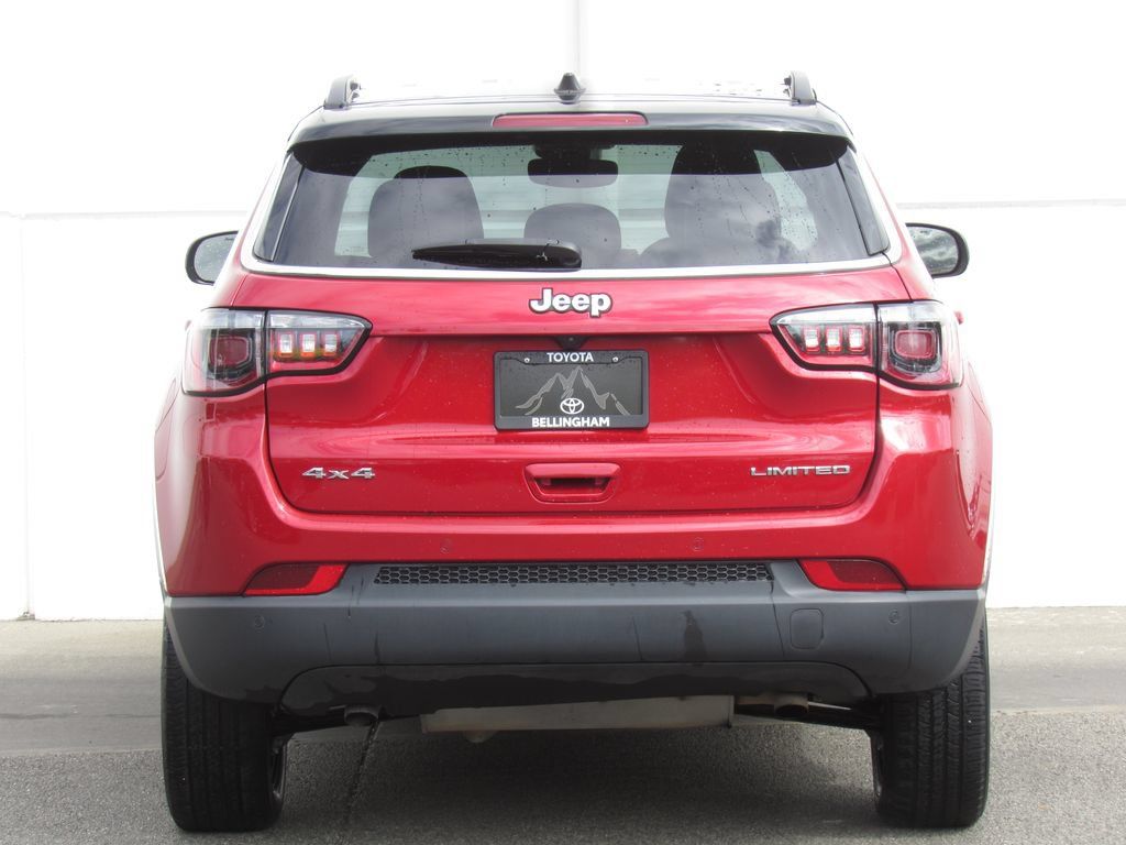 Used 2025 Jeep Compass Limited AWD/4WD image 7