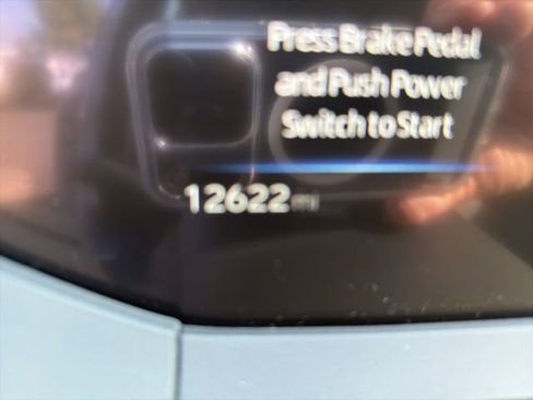Used 2025 Toyota Prius Limited FWD image 23