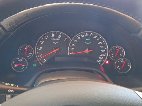 Used 2010 Chevrolet Corvette Grand Sport w/ Preferred Equipment Group image 18