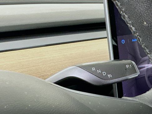 Used 2019 Tesla Model 3 Long Range image 23