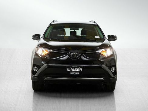 Used 2018 Toyota RAV4 XLE w/ Plus Extra Value Package AWD/4WD image 8