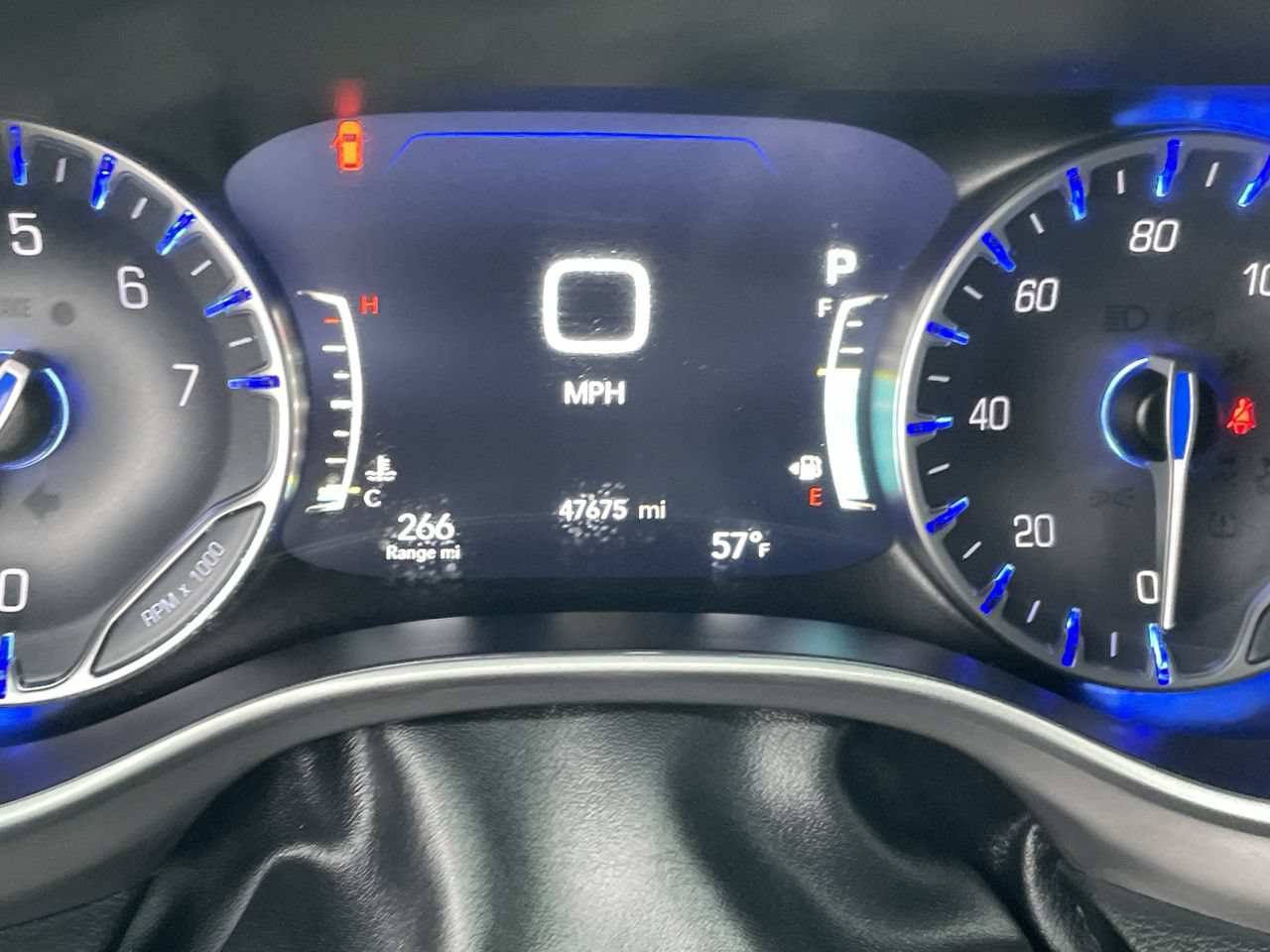 Used 2025 Chrysler Pacifica Select FWD image 31