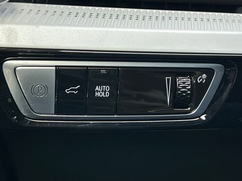 New 2026 Cadillac Optiq Sport 1 w/ LPO, Floor Liner Package AWD/4WD image 17