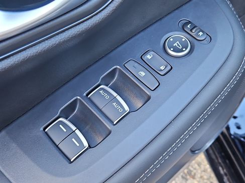 New 2026 Honda HR-V EX-L image 15