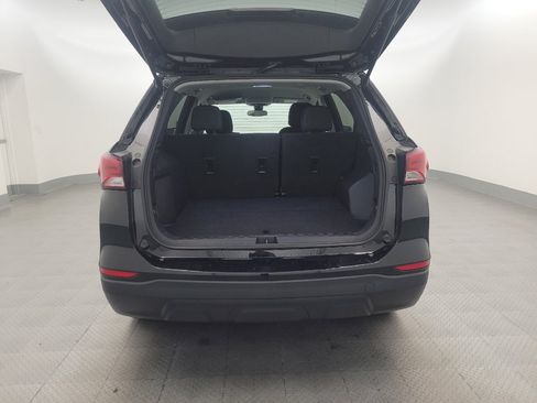 Used 2023 Chevrolet Equinox LS w/ LS Convenience Package FWD image 29