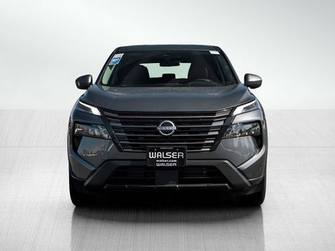 New 2026 Nissan Rogue SV image 2