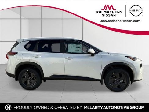 New 2026 Nissan Rogue SV w/ Cold Weather Package AWD/4WD image 7