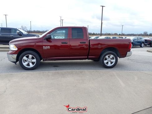 Used 2024 RAM 1500 Classic SLT image 14