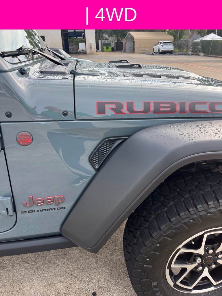 Used 2025 Jeep Gladiator Rubicon w/ Convenience Group AWD/4WD image 5