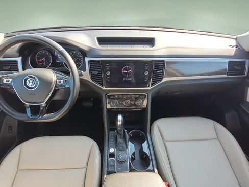 Used 2018 Volkswagen Atlas SEL AWD/4WD image 15