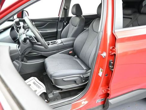 Used 2023 Hyundai Santa Fe SE image 11