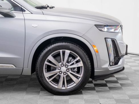 New 2025 Cadillac XT6 Premium Luxury image 33
