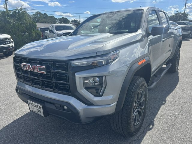 Used 2024 GMC Canyon Elevation w/ Convenience Package RWD image 9