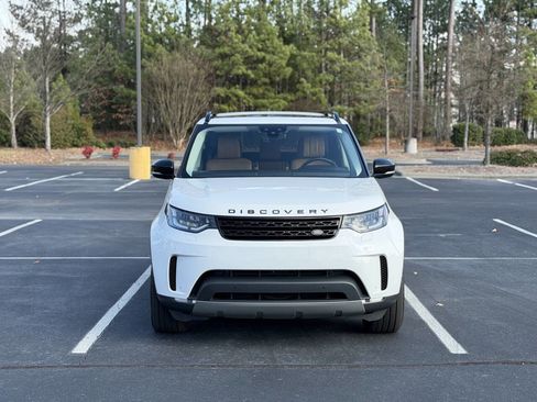 Used 2019 Land Rover Discovery HSE Luxury image 2