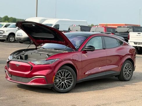 Certified 2025 Ford Mustang Mach-E Premium AWD/4WD image 44
