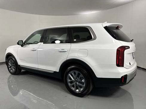 Used 2024 Kia Telluride LX image 30