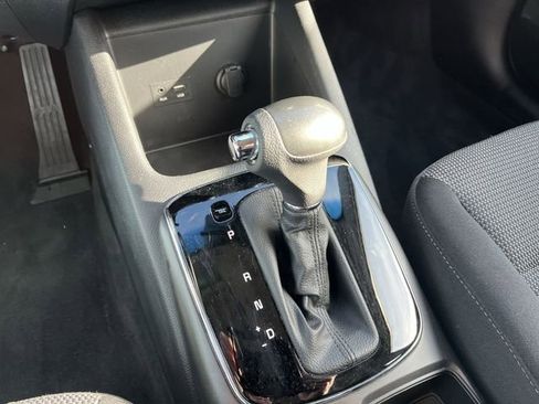 Used 2017 Kia Forte LX image 22