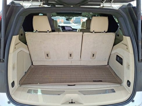 Certified 2022 Cadillac Escalade Premium Luxury w/ Performance Package image 26