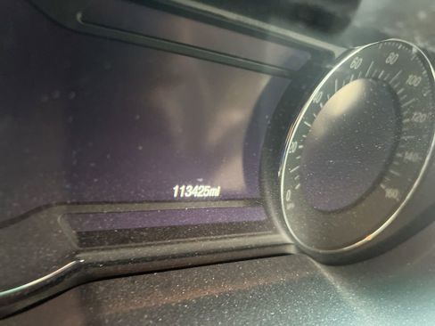 Used 2016 Ford Explorer Platinum image 9