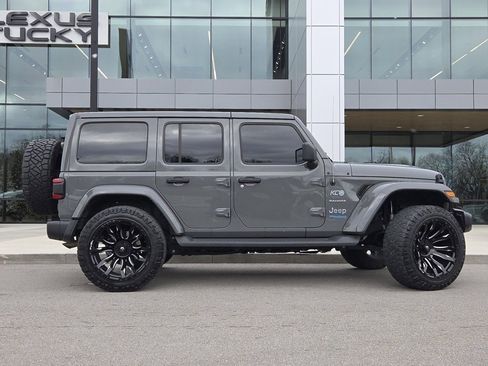 Used 2021 Jeep Wrangler Unlimited Sahara image 29