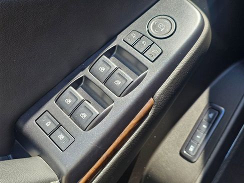 Used 2018 Chevrolet Tahoe LT AWD/4WD image 26