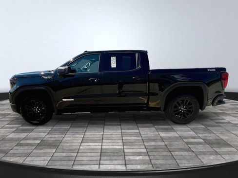 Used 2023 GMC Sierra 1500 Elevation AWD/4WD image 4