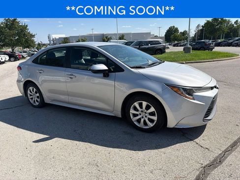 Used 2024 Toyota Corolla LE FWD image 4