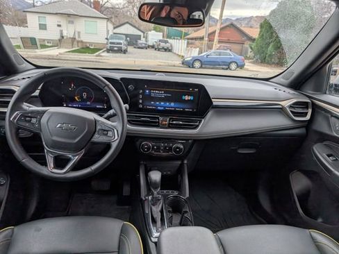 Used 2025 Chevrolet TrailBlazer ACTIV w/ Convenience Package AWD/4WD image 7