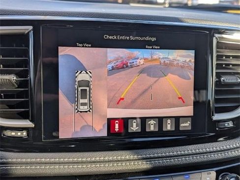 New 2026 Chrysler Pacifica Select image 4