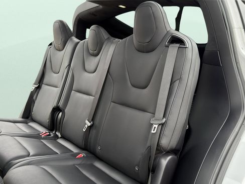 Used 2023 Tesla Model X image 28