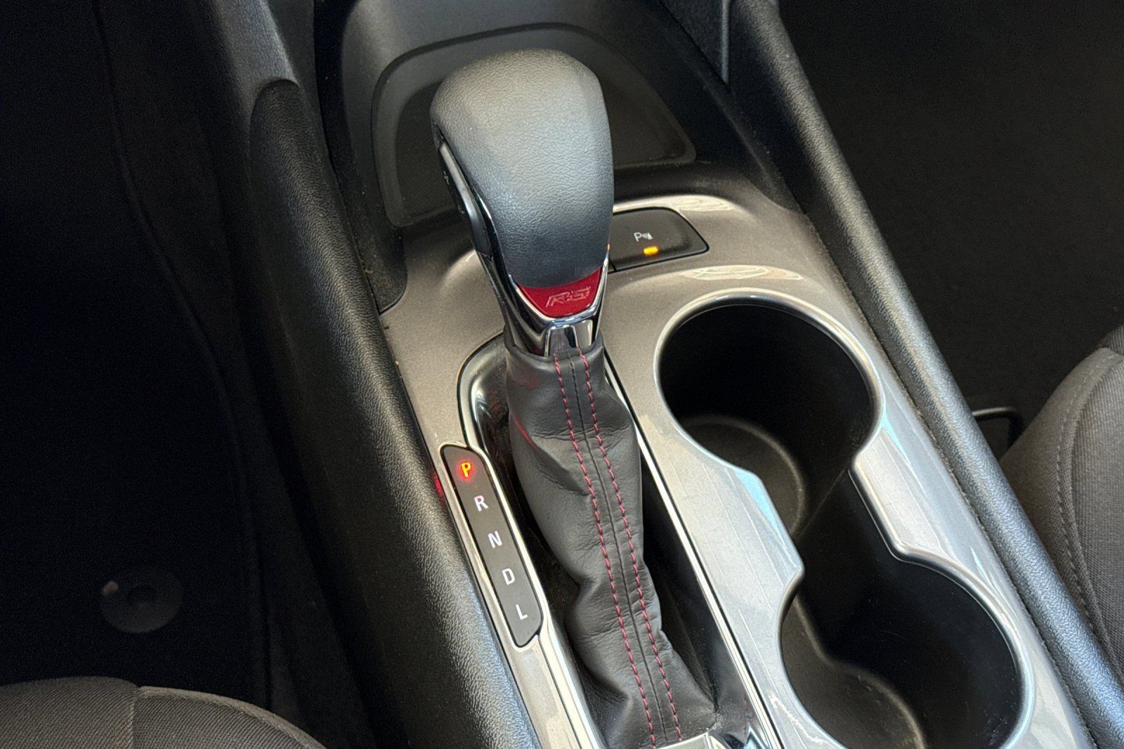Used 2025 Chevrolet Malibu RS FWD image 30