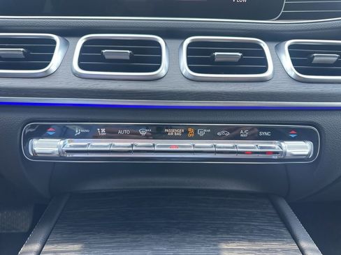 Used 2022 Mercedes-Benz GLE 350 4MATIC image 25