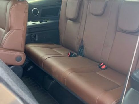Used 2019 Subaru Ascent Touring AWD/4WD image 29