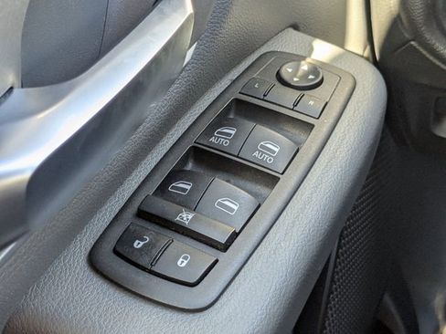 Used 2023 RAM 1500 Big Horn image 27