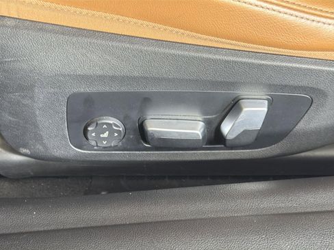 Used 2023 BMW 430i Convertible w/ Convenience Package image 23