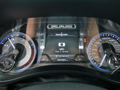 Used 2019 RAM 2500 Limited AWD/4WD image 31