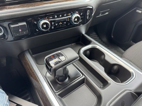 Used 2023 GMC Sierra 1500 Elevation w/ Preferred Package image 34