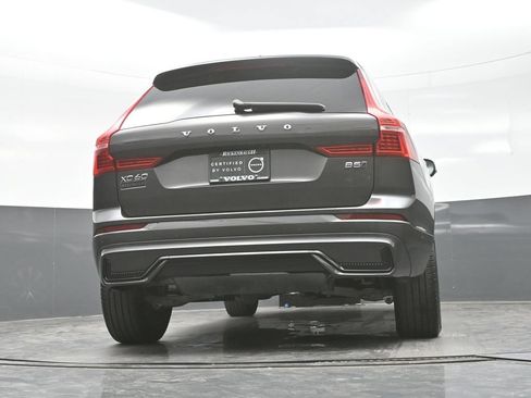 Used 2024 Volvo XC60 B5 Plus AWD/4WD image 25