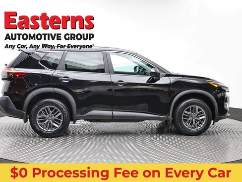 Used 2023 Nissan Rogue S AWD/4WD image 4