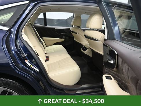 Used 2018 Lexus LS 500 AWD w/ Interior Upgrade Package image 25